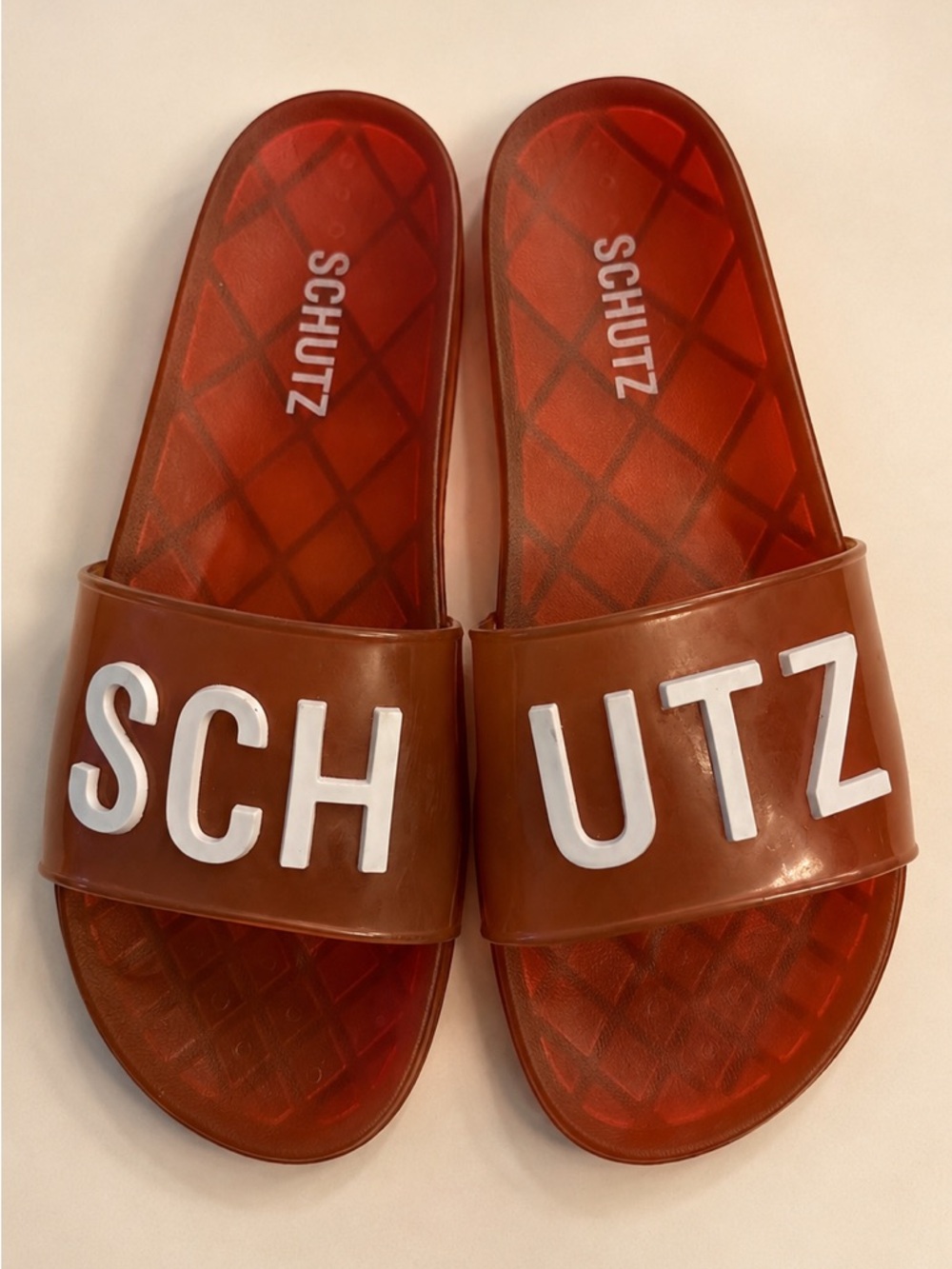 SCHUTZ o
Orange Logo Slide Sandals